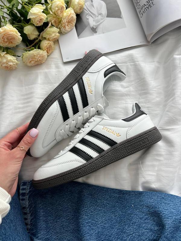 Adidas Spezial Beyaz Siyah