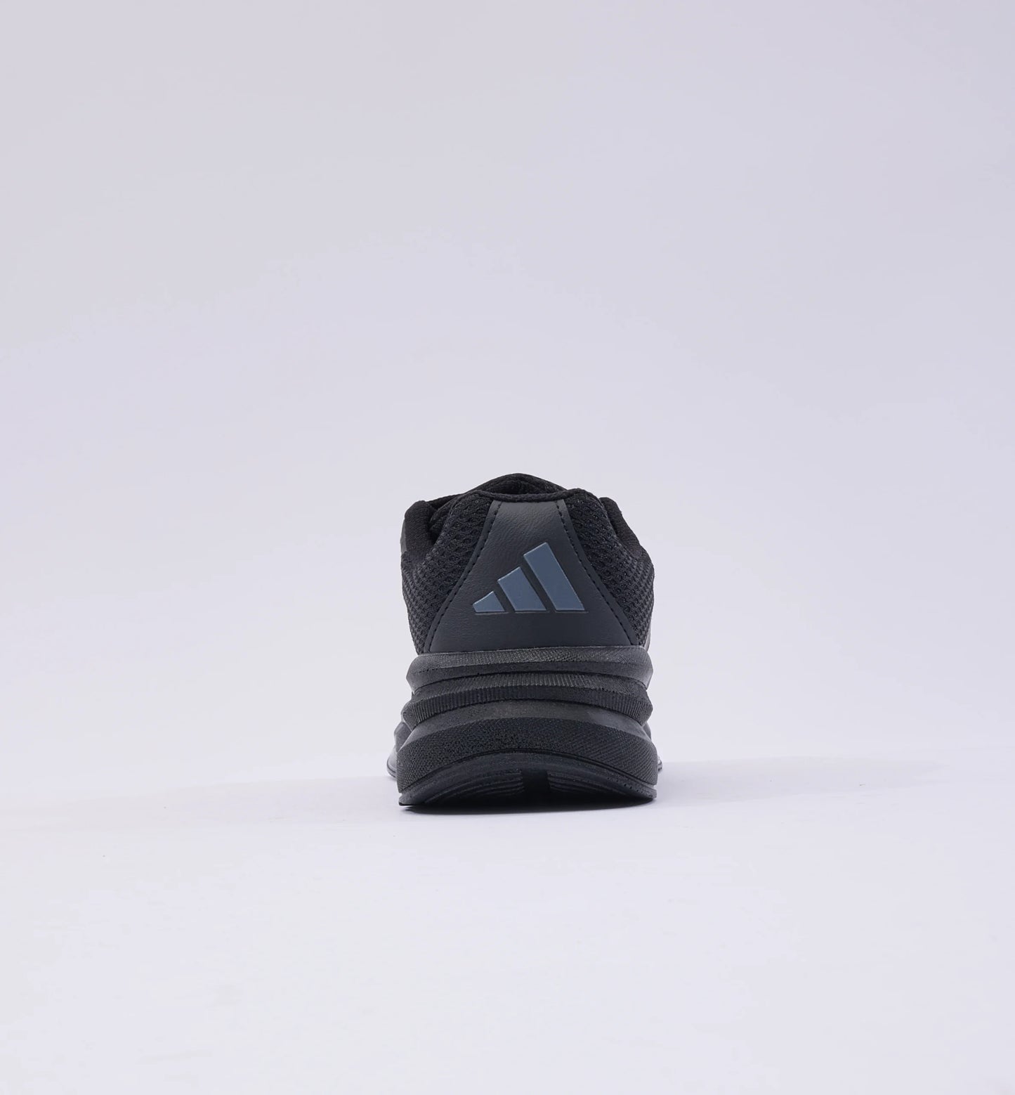Adistar Siyah