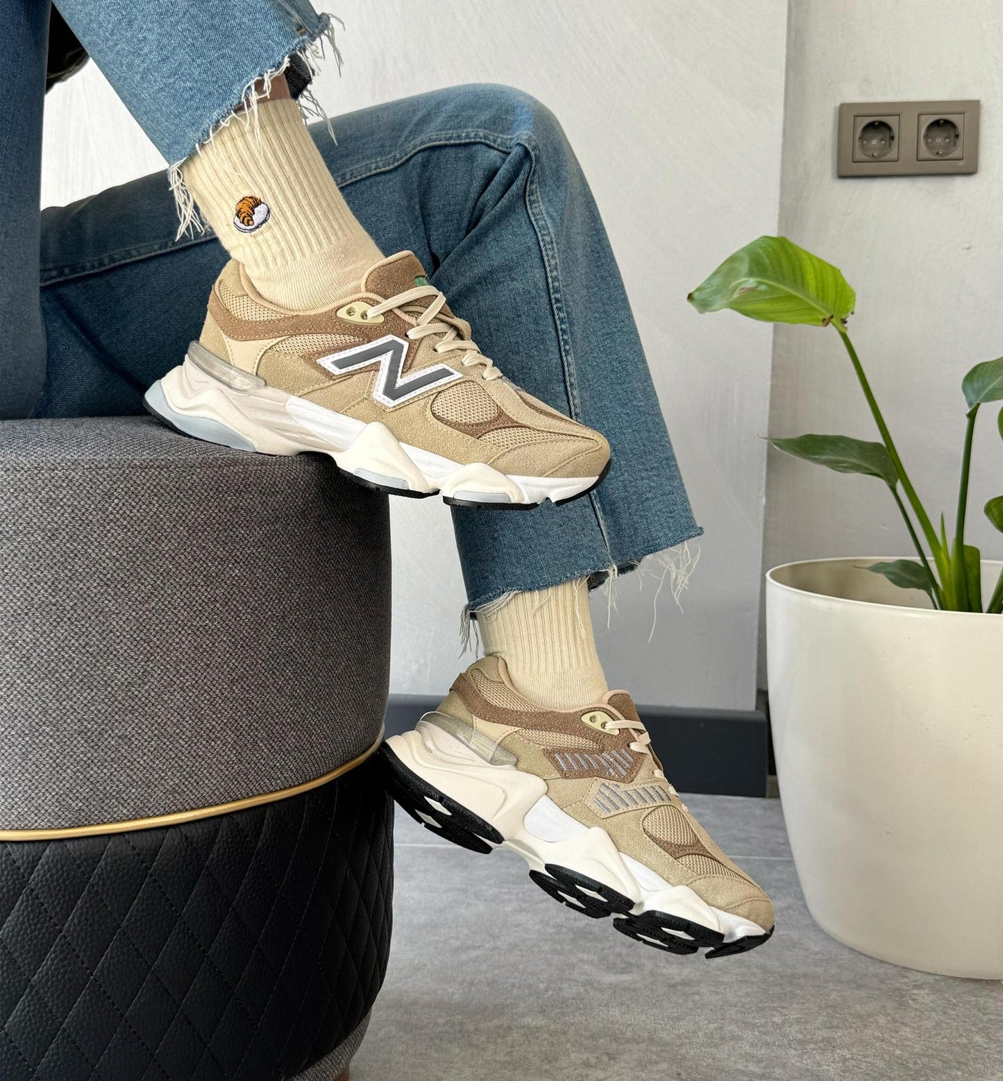 NB - 9060 Krem
