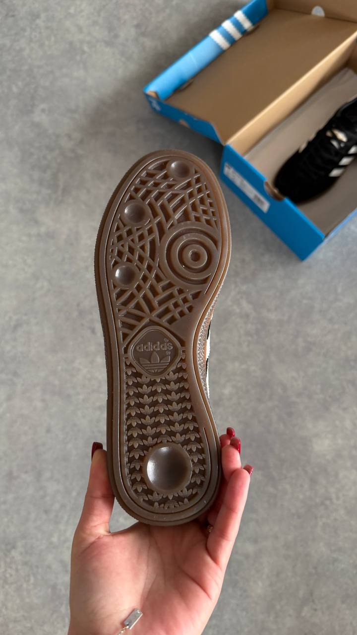 Adidas Spezial Siyaha Beyaz